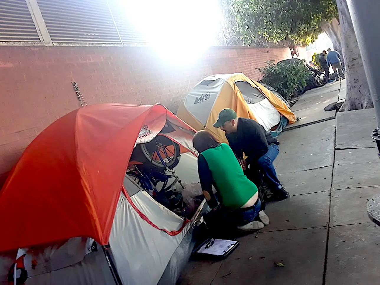 Outreach-Encampment